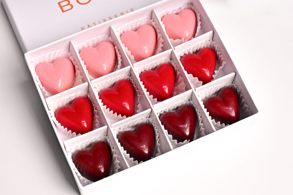 Cutie 12 praline inimi ciocolata