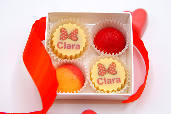 Marturie botez fetita - 4 praline personalizate